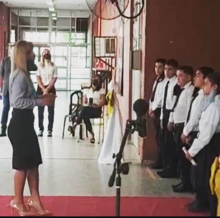 Coro de niños egresados de 6to grado